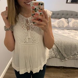 GAP size small. White blouse with lace detail